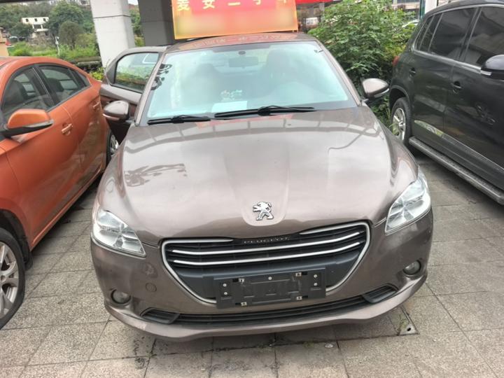 301 2016 1.6L MT Comfort photo 2