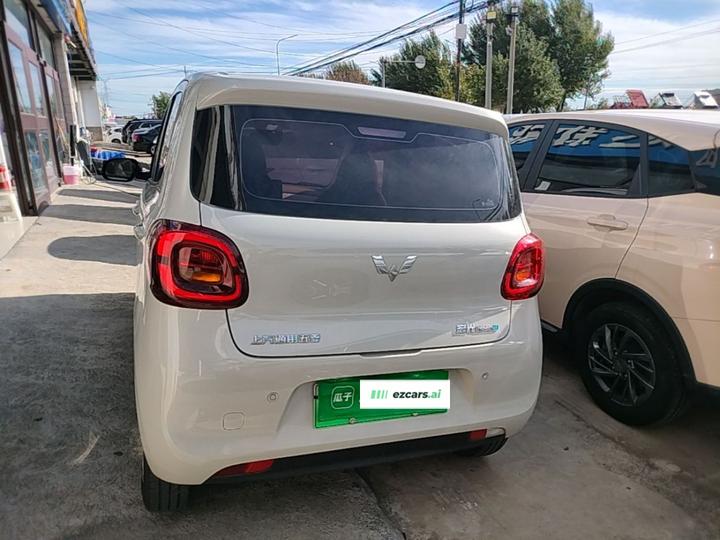 Hongguang MINIEV 2025 4th Gen 4-Door photo 5