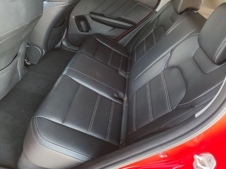 e2 2019 Range Luxury photo 4