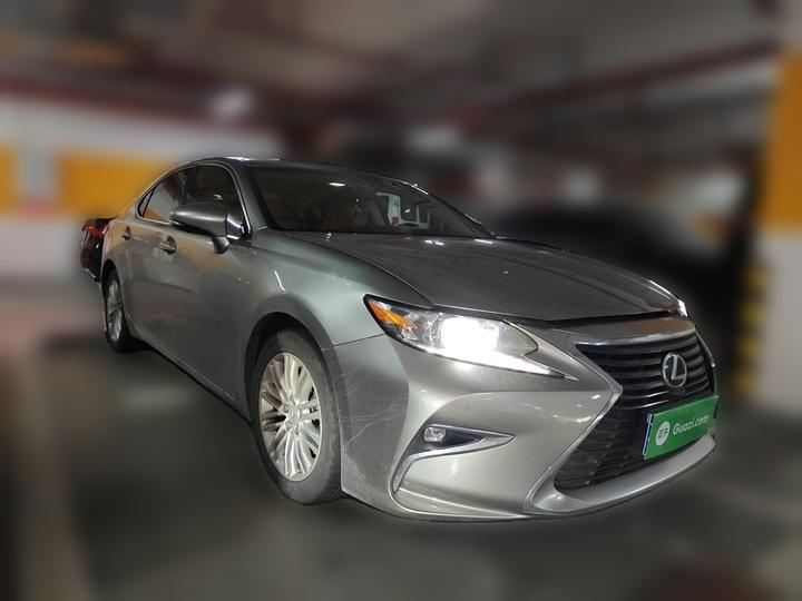 ES 2015 200 Elite photo 3