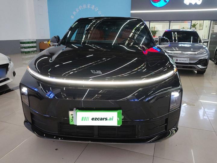 Li Auto L6 2024 Pro photo 2