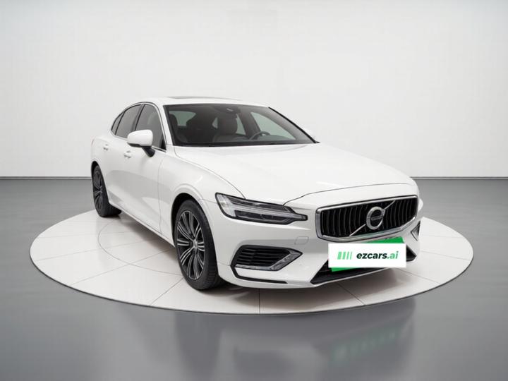 S60 EV 2022 T8 E Hybrid AWD Luxury photo 3