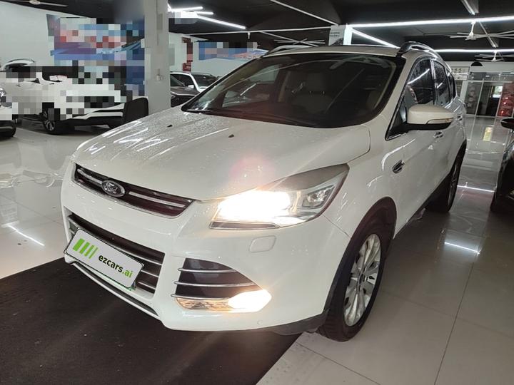 Kuga 2015 2.0L GTDi AWD Premium