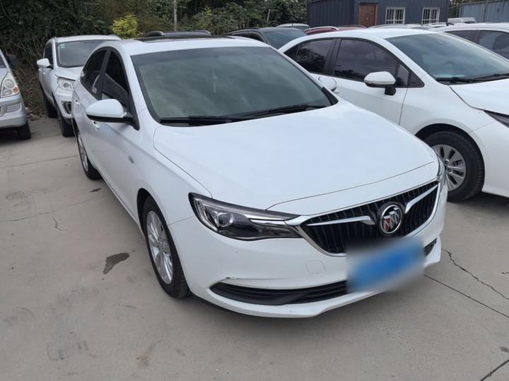 Excelle 2021 Facelift Classic 1.5L AT Progressive photo 3