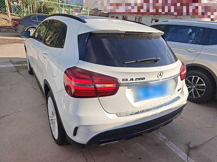 GLA 2018 GLA 200 photo 5