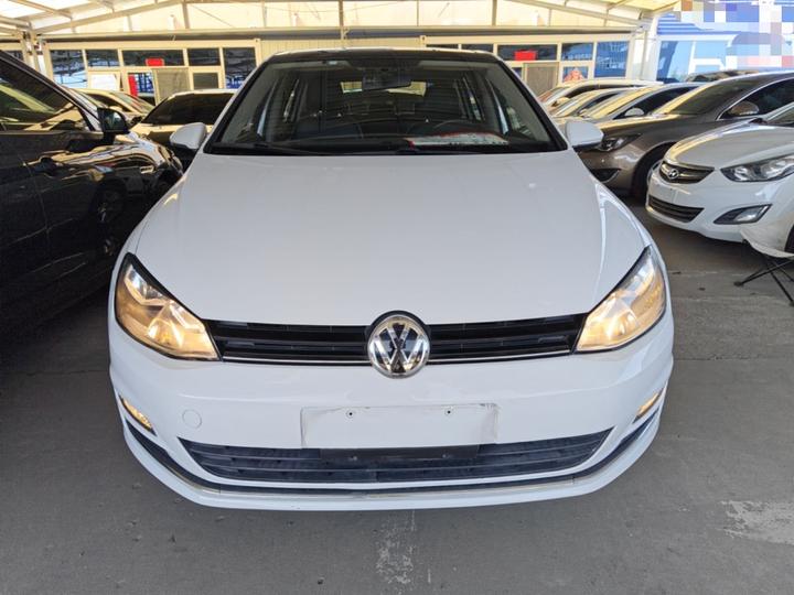 Golf 2015 1.4TSI AT Comfort photo 2