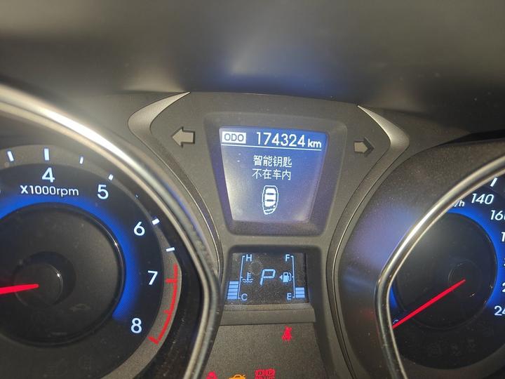 Elantra 2015 1.6L AT Leading photo 6