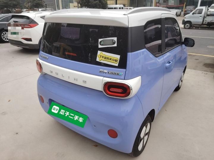 Hongguang MINIEV 2024 3rd Gen 215km Advanced photo 4