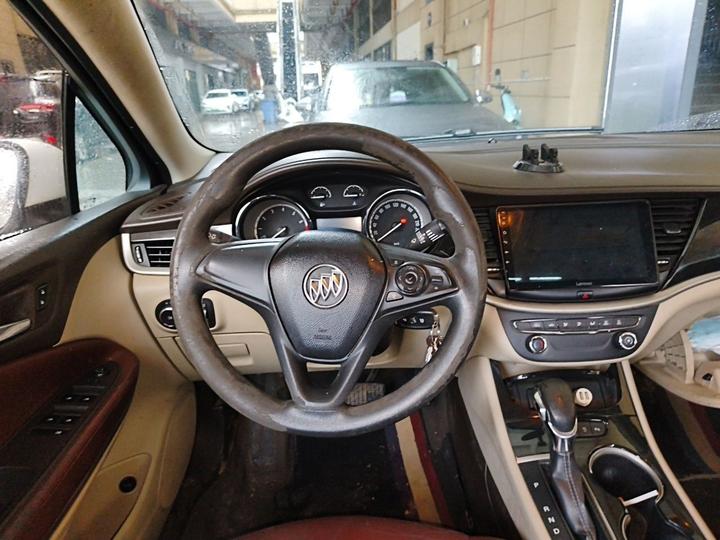 Verano 2015 Sedan 15S AT Progressive photo 3