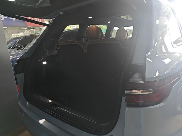 Li Auto ONE 2021 EREV 6-Seater photo 8