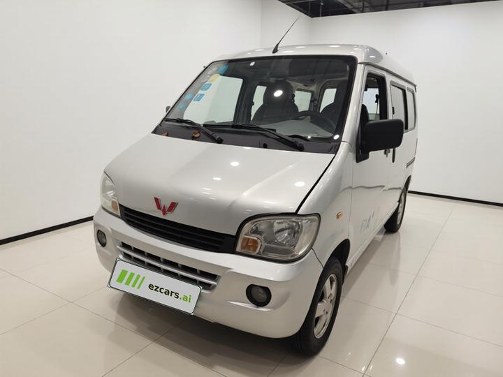 Wuling Zhiguang 2013 1.0L