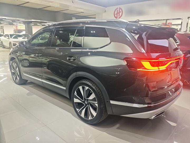 2023 Facelift 380TSI AWD Luxury Pro 6-Seater photo 4