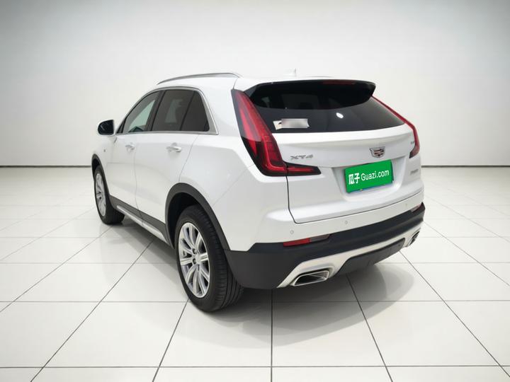 XT4 2021 28T RWD Luxury photo 4