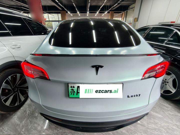 Model Y 2024 RWD photo 5