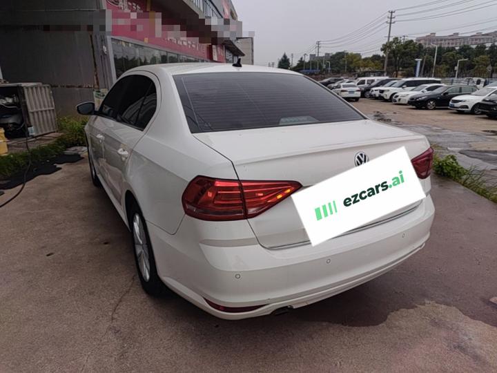 Lavida 2017 1.6L AT Comfort photo 4