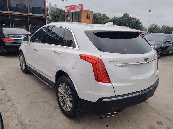 XT5 2018 25T Luxury photo 4