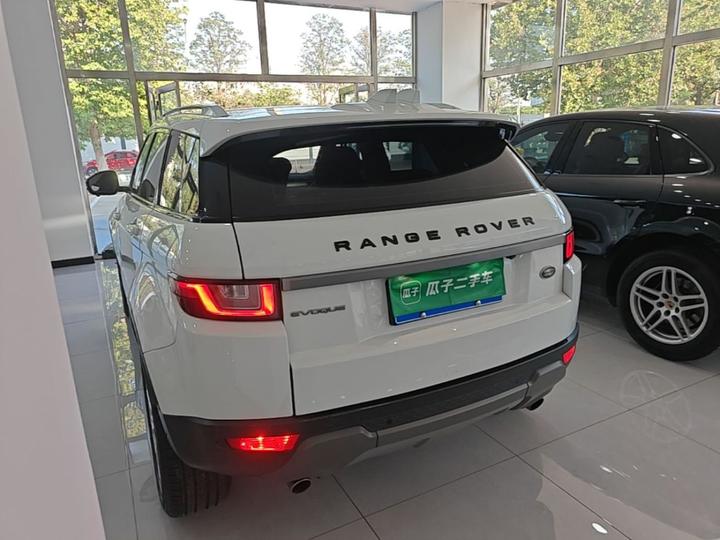 Range Rover Evoque 2018 240PS SE photo 4