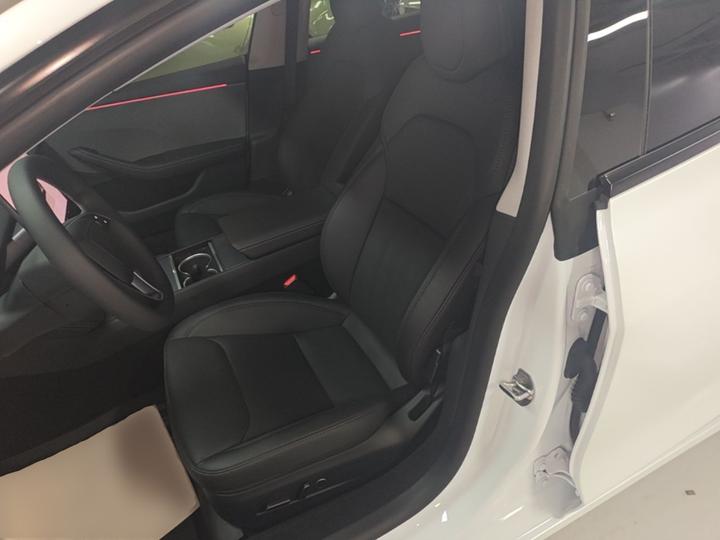 Model 3 2025 RWD photo 6