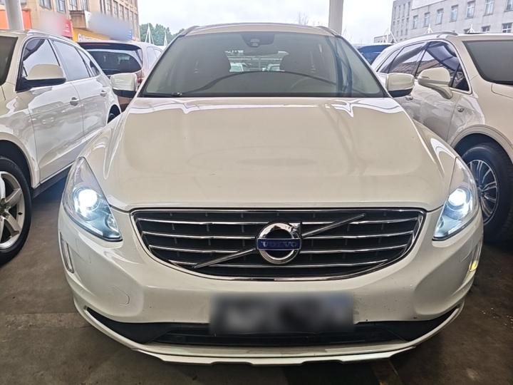 XC60 2017 T5 photo 2