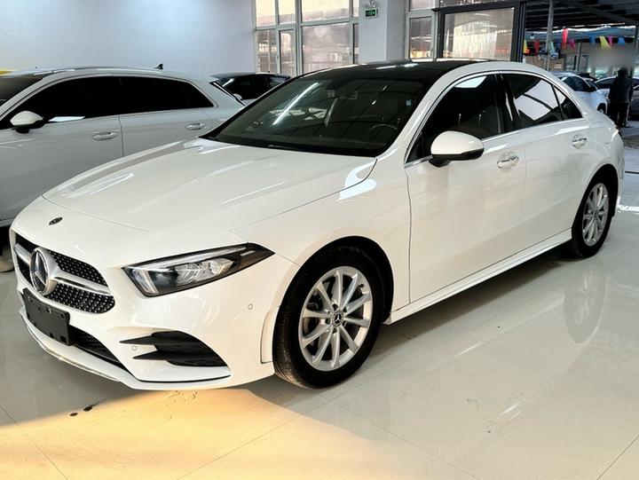 A-Class 2019 A 200 L Sport photo 2