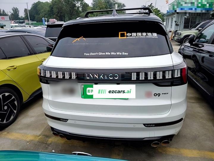 09 EM-P 2021 2.0T PHEV Halo 6-Seater photo 3