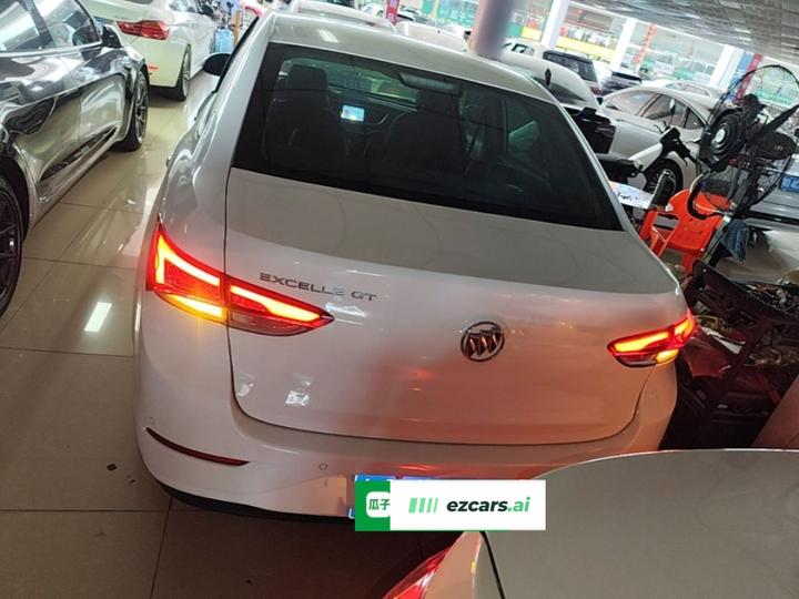 Excelle 2021 Facelift 1.3T AT Mild Hybrid Elite photo 3