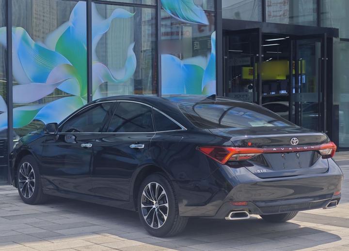 Avalon 2023 2.0L Luxury photo 4