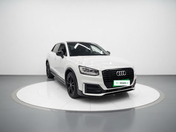 Q2L 2020 35 TFSI Progressive Dynamic photo 3