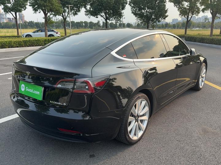 Model 3 2020 Standard Range RWD Upgraded photo 4