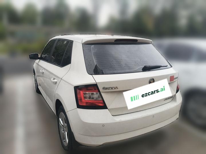 Fabia 2017 1.4L MT photo 4