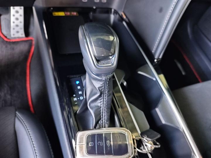 Camry 2024 2.0S Sport photo 5