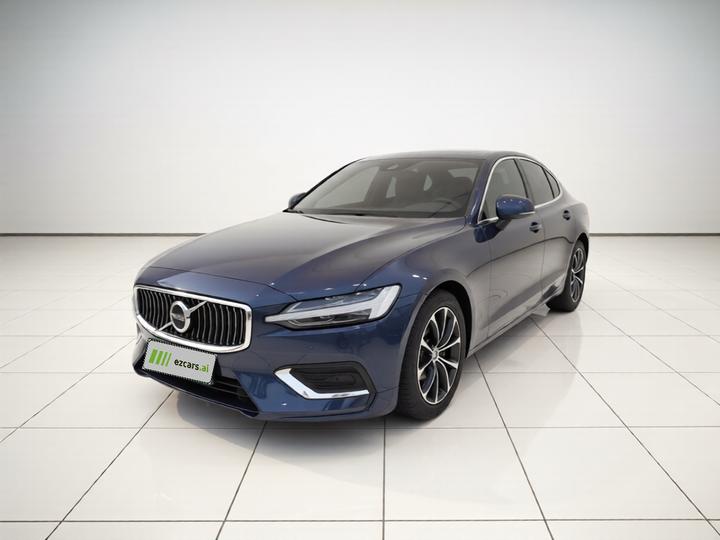 S60 2022 B4 Luxury