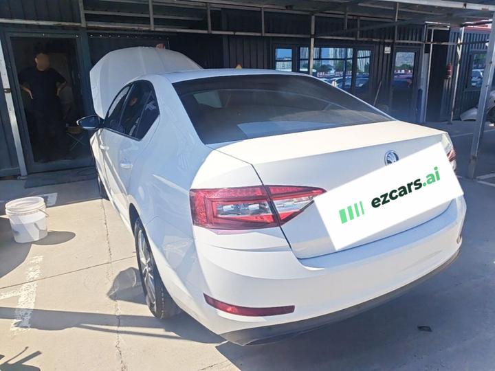 Octavia 2021 1.5L AT Comfort photo 4