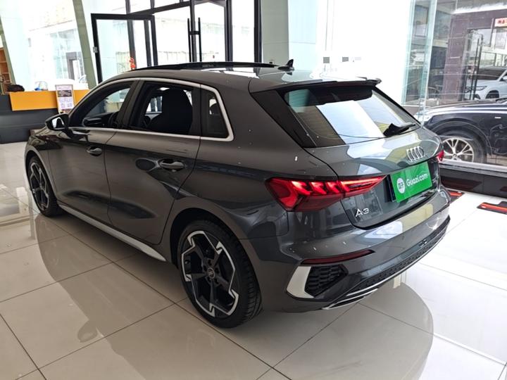 A3 2024 Sportback 35 TFSI Luxury Sport photo 4