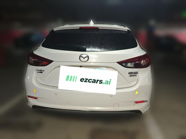 3 Axela 2017 Hatchback 1.5L AT Luxury China V photo 5