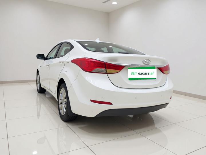 Elantra 2015 1.6L AT Fashion photo 4
