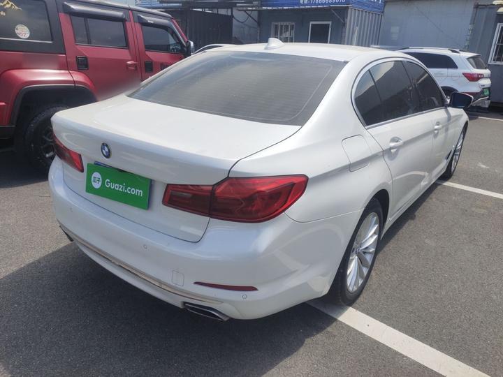 5 Series 2019 525Li Luxury photo 4