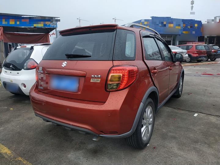 SX4 2013 1.6L MT photo 4
