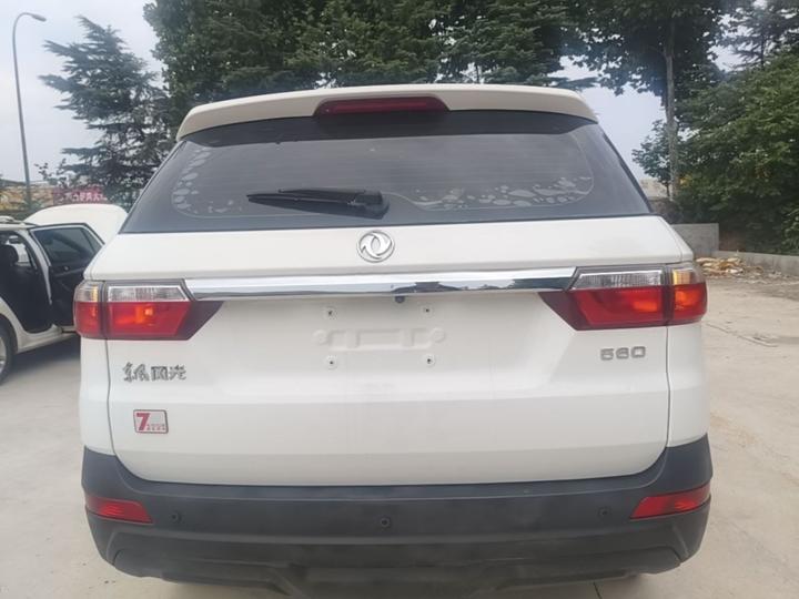 Fengon S560 2018 1.8L MT 7-Seater photo 3