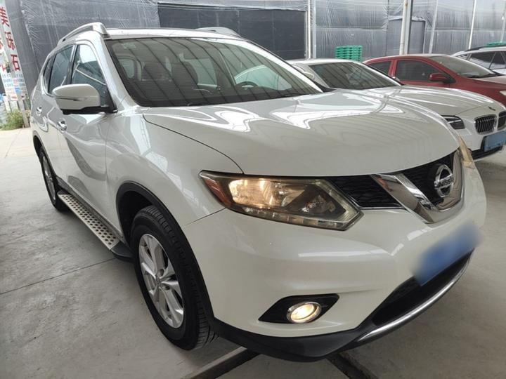 X-Trail 2014 2.5L CVT Luxury 4WD photo 3