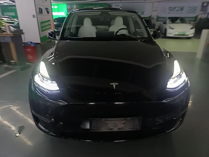 Model Y 2022 Facelift Long Range AWD photo 2