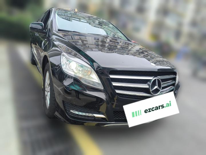 R-Class 2017 R 320 4MATIC Business Edition photo 3