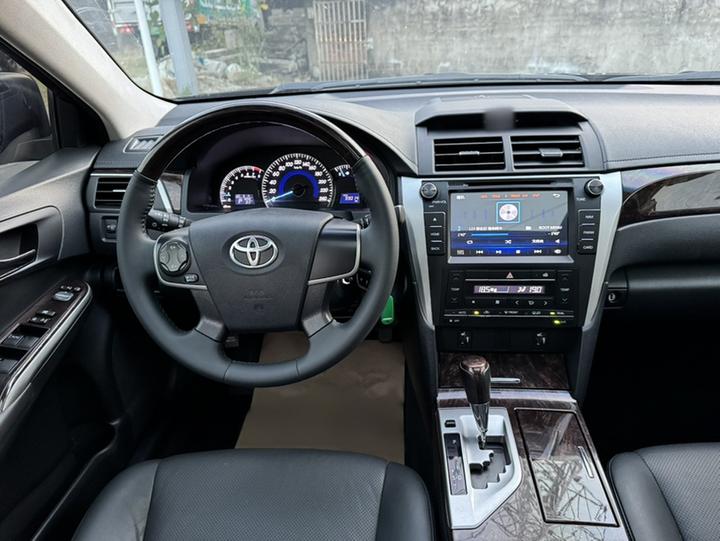 Camry 2015 2.0G Leading photo 2