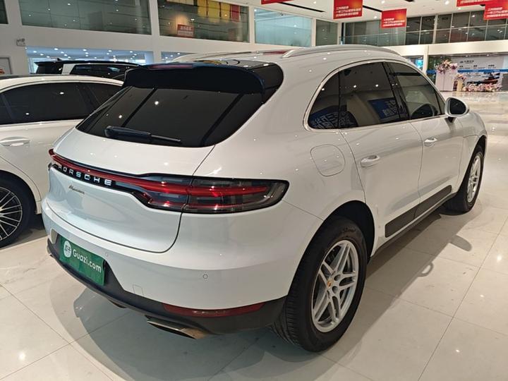 2021 Macan 2.0T photo 6