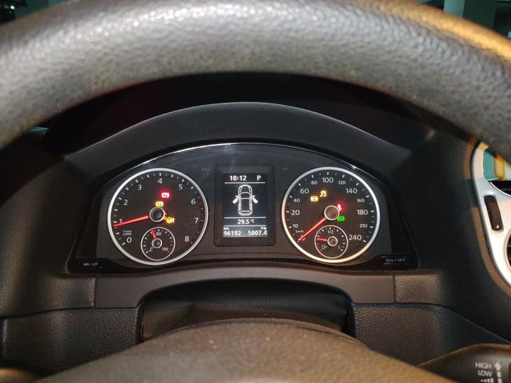 Tiguan 2016 300TSI AT RWD photo 8