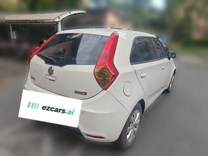 3 2013 1.5L AMT Elite photo 6