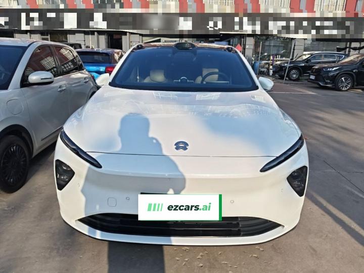 ET7 2024 75kWh Executive photo 2