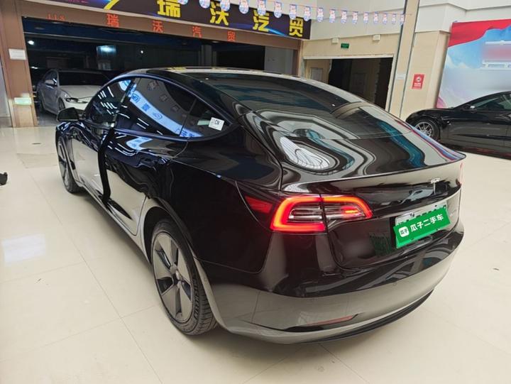 Model 3 2022 RWD photo 4