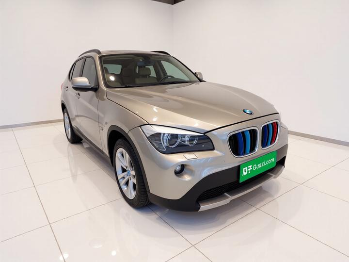 X1 2012 sDrive20i Leading photo 3