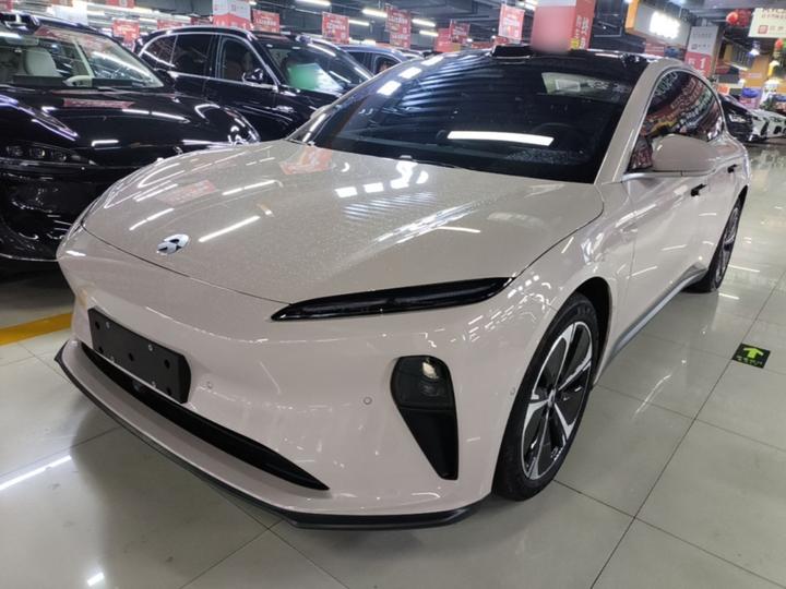 ET5T 2024 75kWh Touring